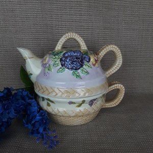 Tracy Porter Cottage Rose Collection Teapot for 1